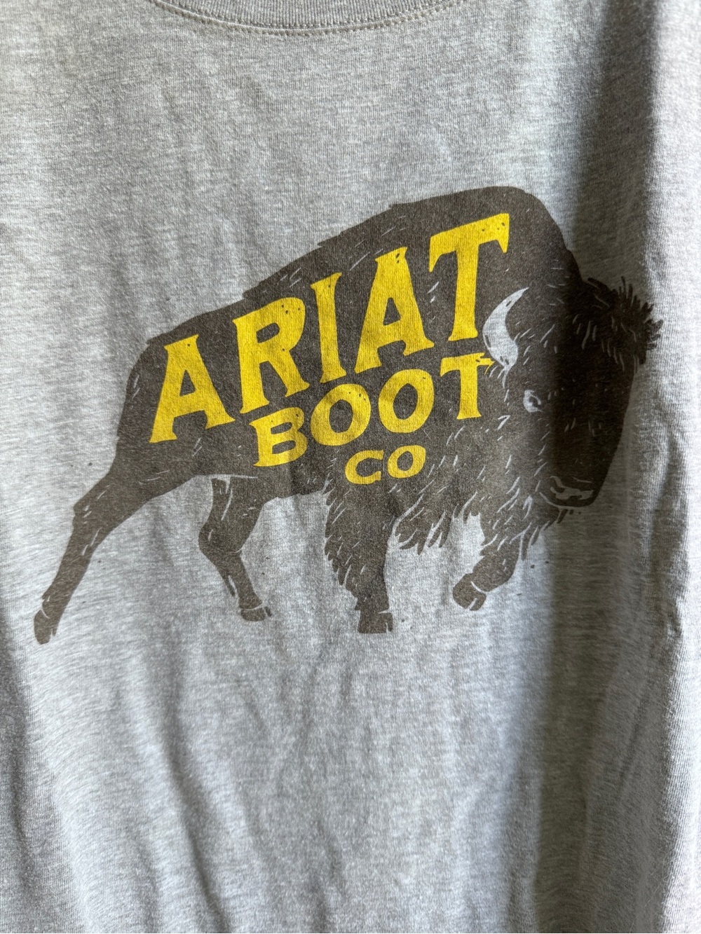 Ariat Boot Company tee shirt XL